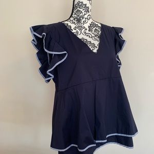 ***NEW*** Women’s Vineyard Vines v-neck flutter sleeve top. Size L